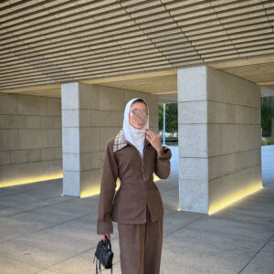 Alternative view of Brown set