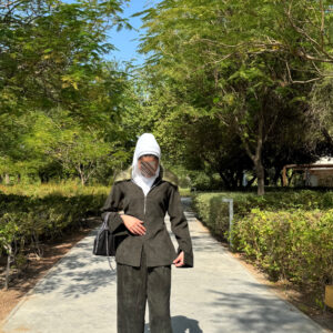 Alternative view of Olive set