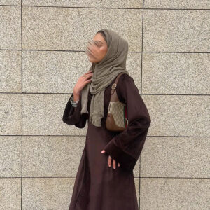 Alternative view of Velvet brown